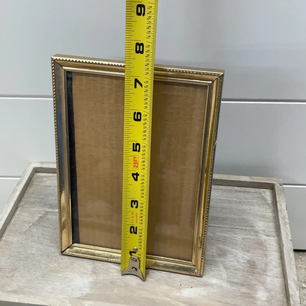 Unbranded vintage gold